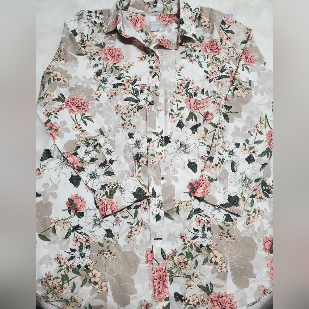 Chico’s No-Iron Floral Button Down Shirt – Size 1 (US M/8-10)